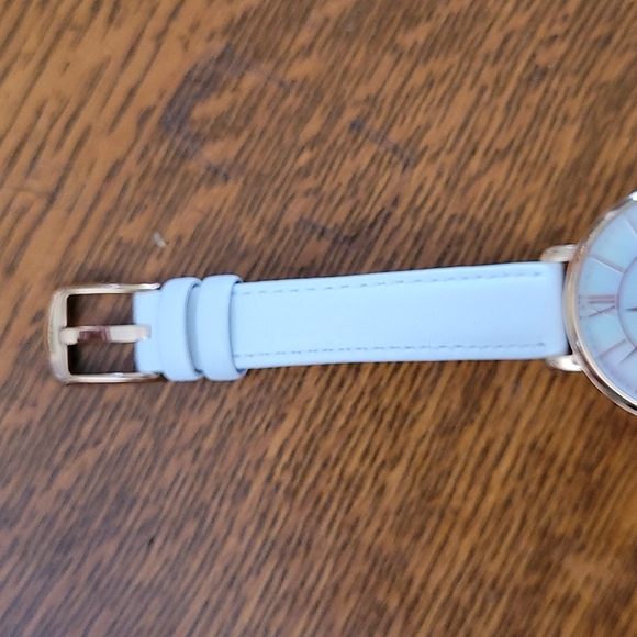 Fossil Jacqueline Date Leather Watch White & Rose Gold - Picture 4 of 12